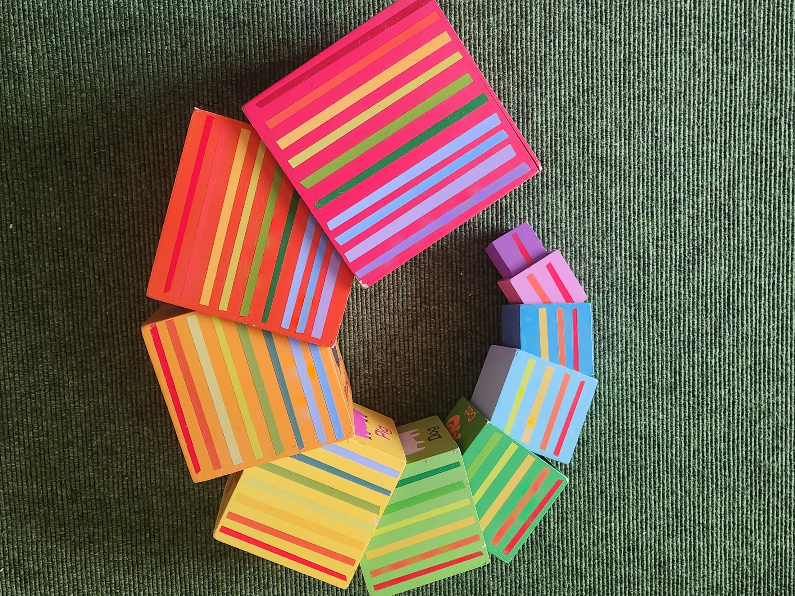 Holzturm Spirale aus Kinderbetreuung